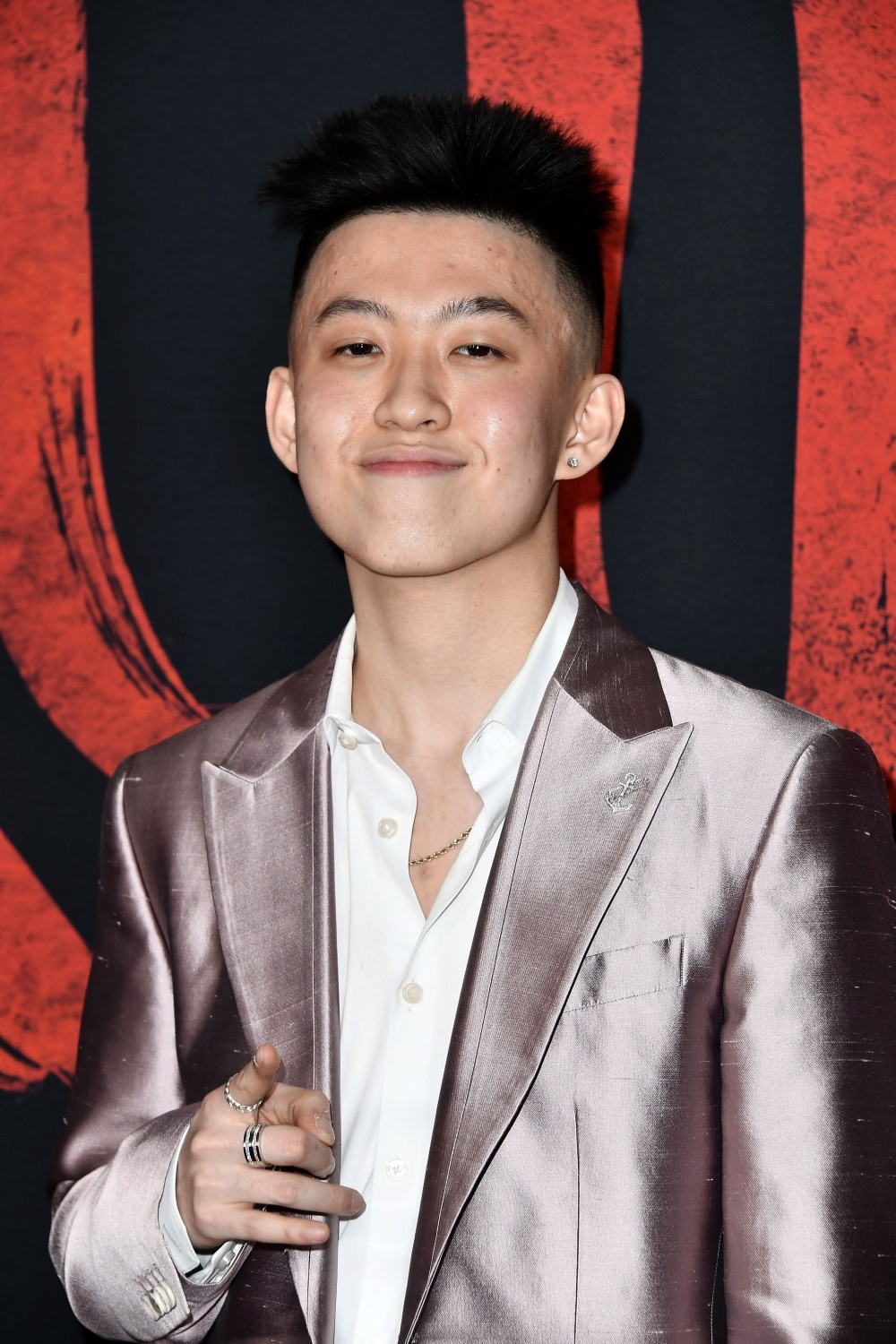 Rich Brian "Don't Care" for Fake Friends and Negative Thoughts in New Single