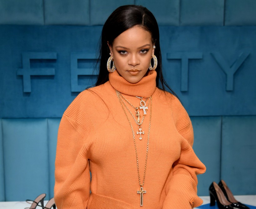 Rihanna Bruised Face and Forehead in Electric Scooter Accident