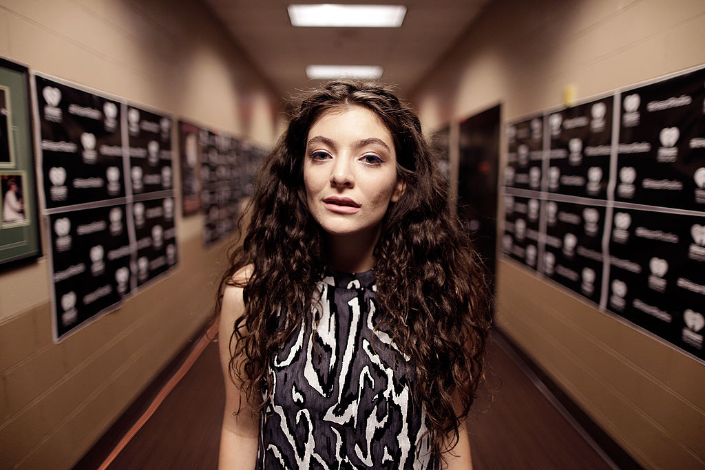 Lorde's Comeback Music Video on 'Solar Power' is 'Beyond Therapeutic', Says Fans