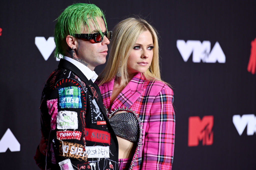 Avril Lavigne Mod Sun Split Engagement Called Off Because Of Tyga 