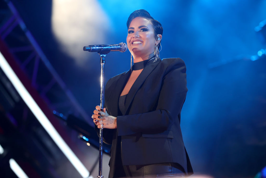 Demi Lovato ‘Cool for the Summer’ TikTok Remix Drops as Song Trends 7 ...
