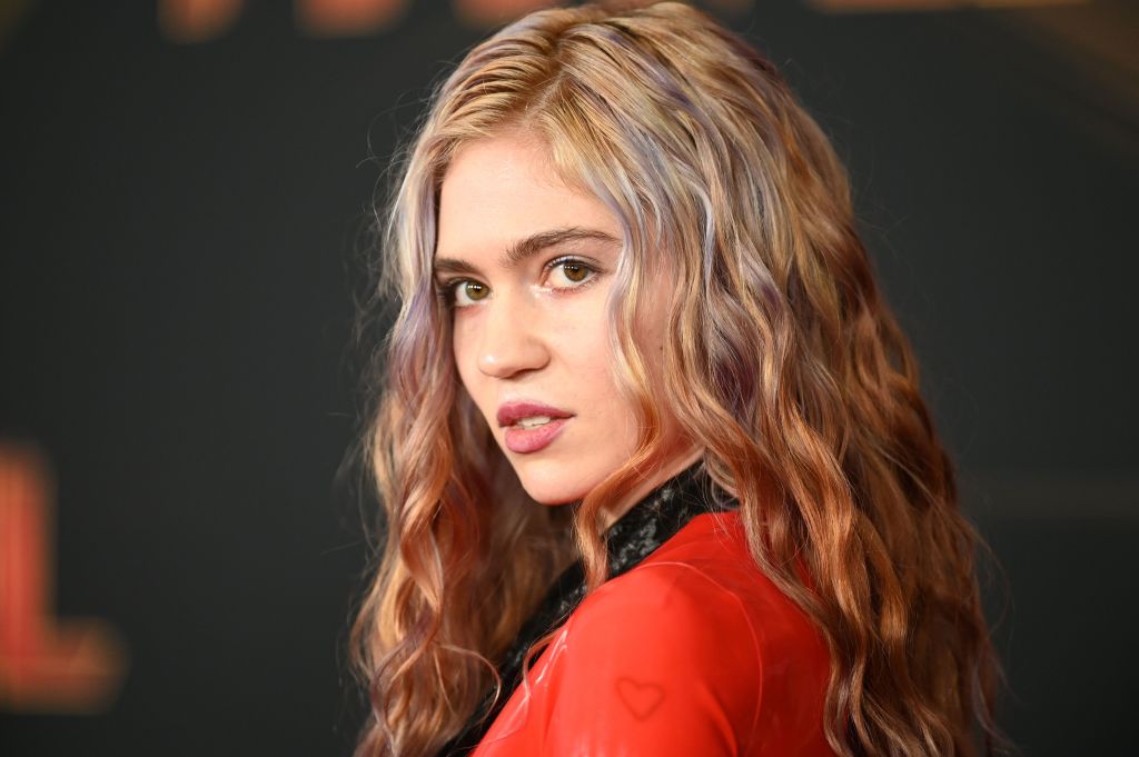 Grimes Makes Several Serious Allegations Against Grammys It's 'Pre