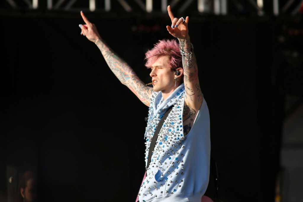 Machine Gun Kelly 'Bloody' Cleveland Tour A Sign He Broke Up With