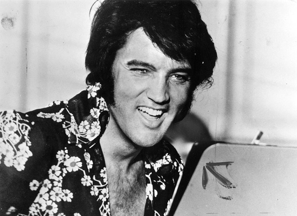 Elvis Presley, Tom Jones Friendship: Singer Says Rock & Roll Legend Did THIS in the Shower With Him