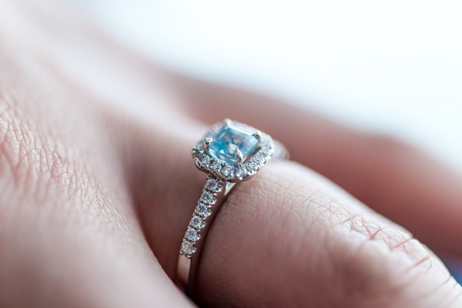 What Are The Best Engagement Ring For Resale Value? - Satéur Official