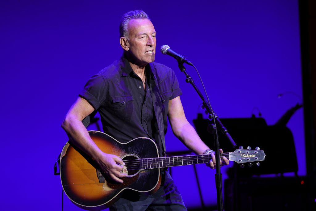  Why Bruce Springsteen 'Threw Out' An Entire Album: Singer Recorded 40 Songs, Only 15 Made The Cut 