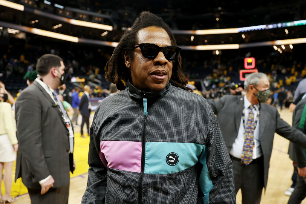 Jay-Z Net Worth: Billionaire Status in Danger? Rapper Faces $2 Billion Lawsuit after Bacardi Rejects Buyout Offer 