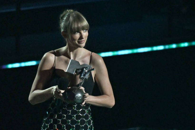 Taylor Swift Unveils Behind the Scenes of Short Film Ahead 'Directors on Directors' Debut 