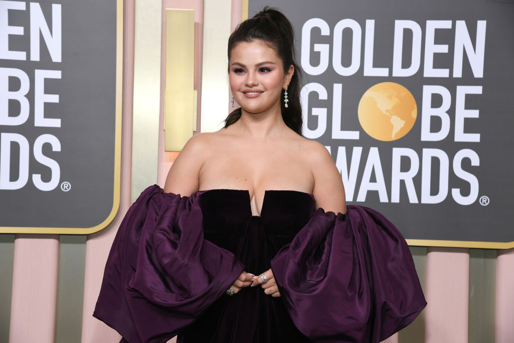 Selena Gomez 'Gained Weight'? Singer Shuts Down Haters, 'I Enjoyed Myself During the Holidays' 