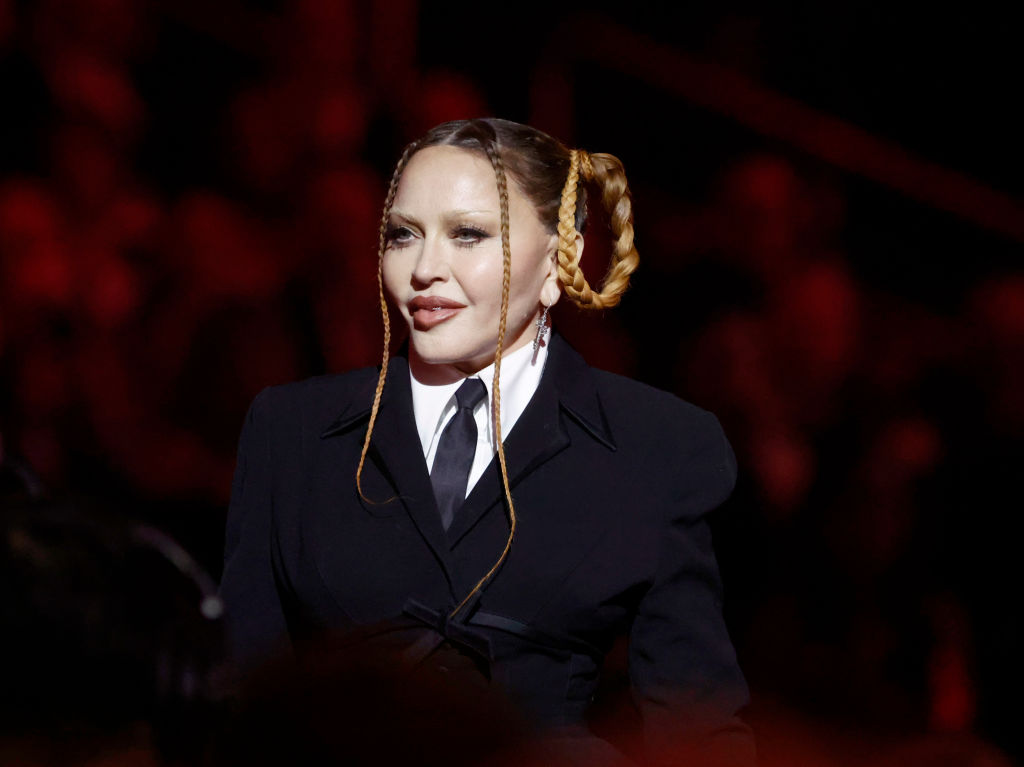 Madonna Grammys 'Plastic Face' Explained Reason Leaves