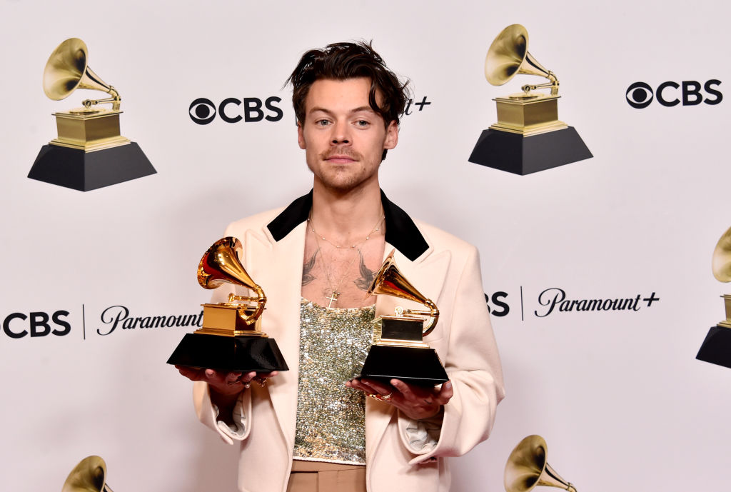 Harry Styles' 'As It Was' Grammy Performance a 'Flop'? Netizens Make Fun Of Singer's Voice Crack 
