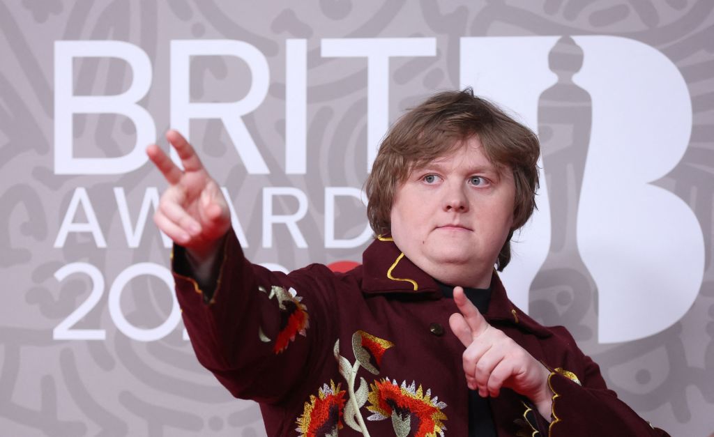 Lewis Capaldi's Health Problem: Singer Forced Fo Cancel 2 Shows Following Issues With Voice