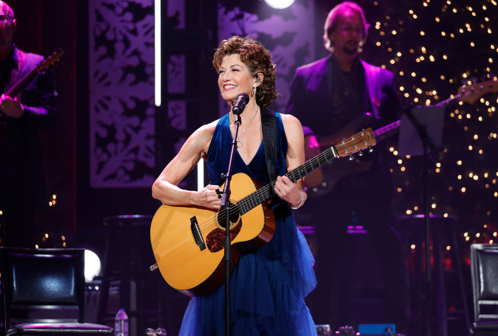 Amy Grant's New Song To Highlight Singer's Health Issues, Struggles