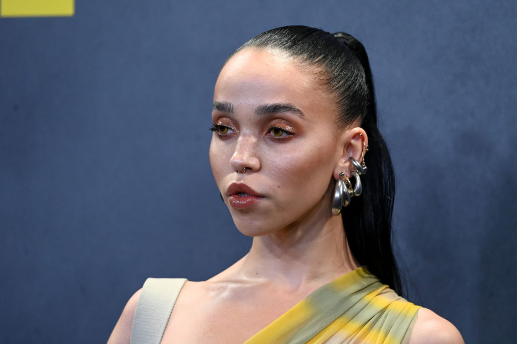 Who Is FKA Twigs' New Boyfriend? Here's Everything To Know About Jordan ...