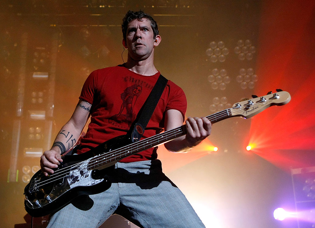 Eric Avery Receives Praise Due to His Bass in Jane's Addiction's 1st Song in 10 Years 
