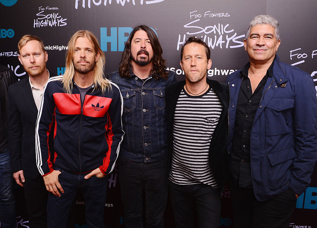 Foo Fighters Grieve in 2nd Song Without Drummer Taylor Hawkins