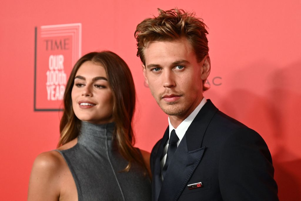 Austin Butler Relationship Upgrade: Is The 'Elvis' Star In A Rush To ...