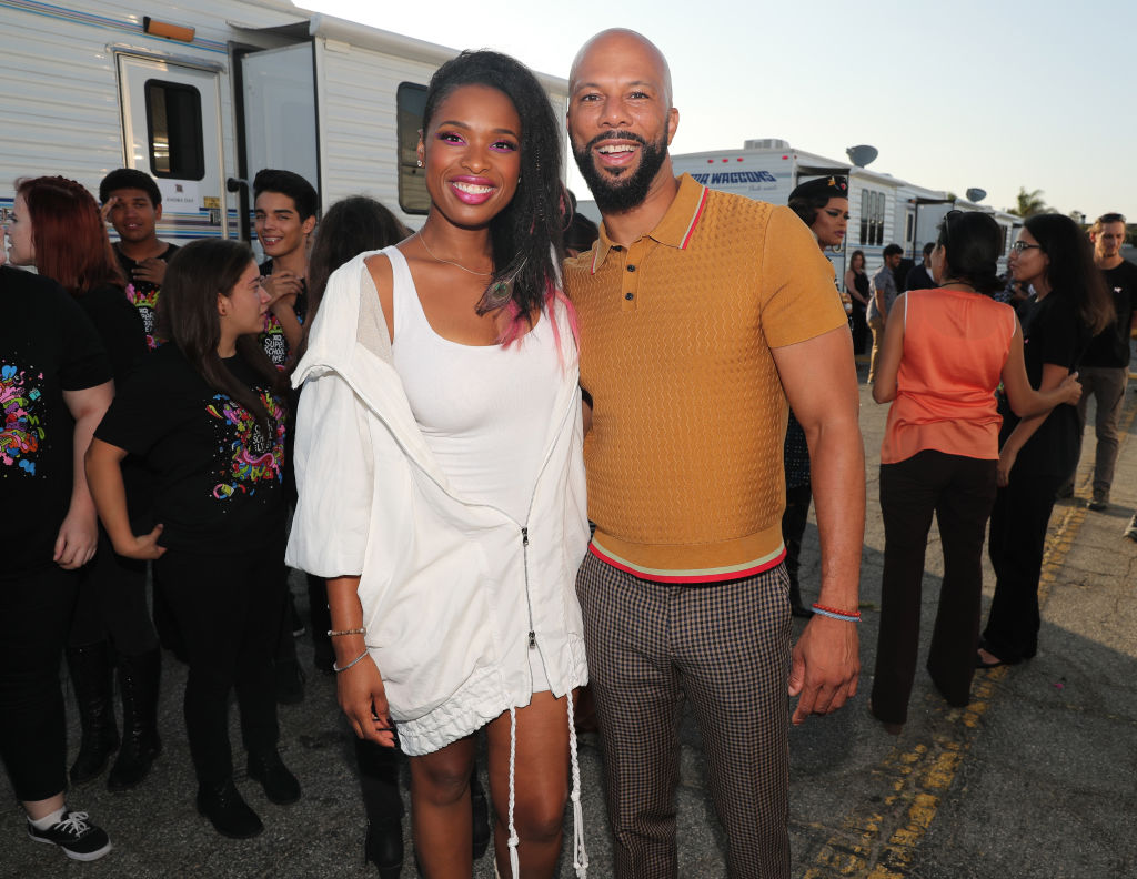 Who Is Jennifer Hudsons Boyfriend Common Gets Rare Compliment Amid