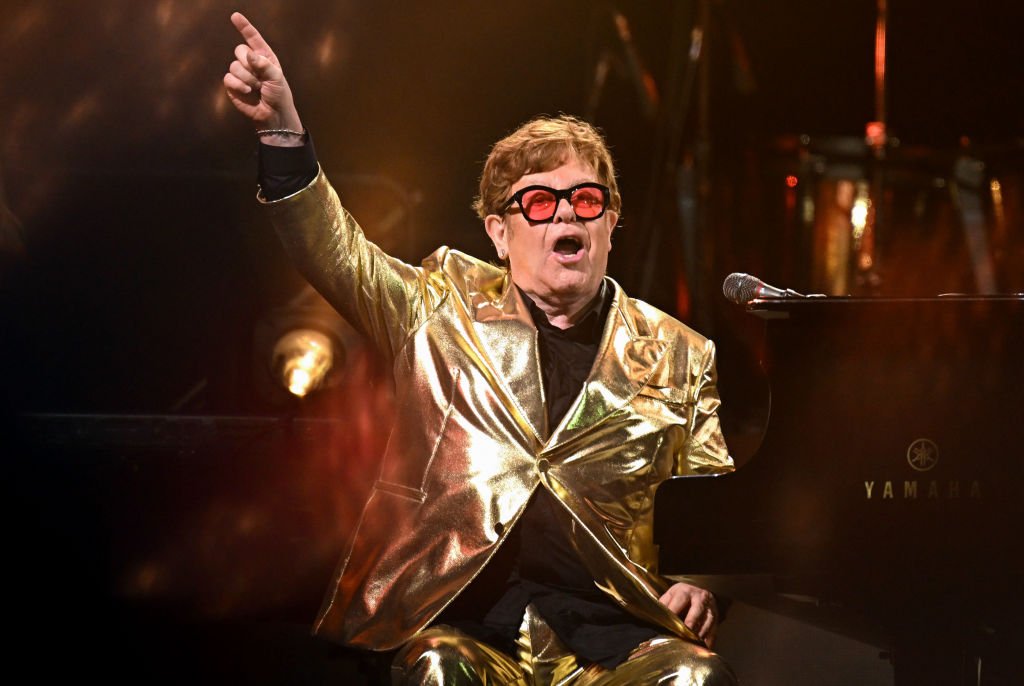 Elton John Ends 'Farewell Yellow Brick Road' Tour With Emotional Performance, Speech: 'I Don't Regret It'