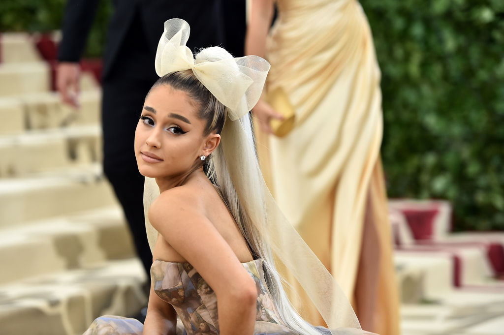 Ariana Grande ‘Not the Villain’ in Past Cheating Allegations, Psychologist Explains