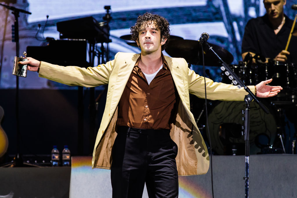 The 1975 Matty Healy Returns to His Ex-Girlfriend After Dating Taylor Swift? 