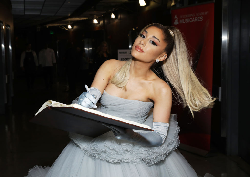 Ariana Grande Unreleased Song 'Fantasize' Leaked on Spotify Earns ...