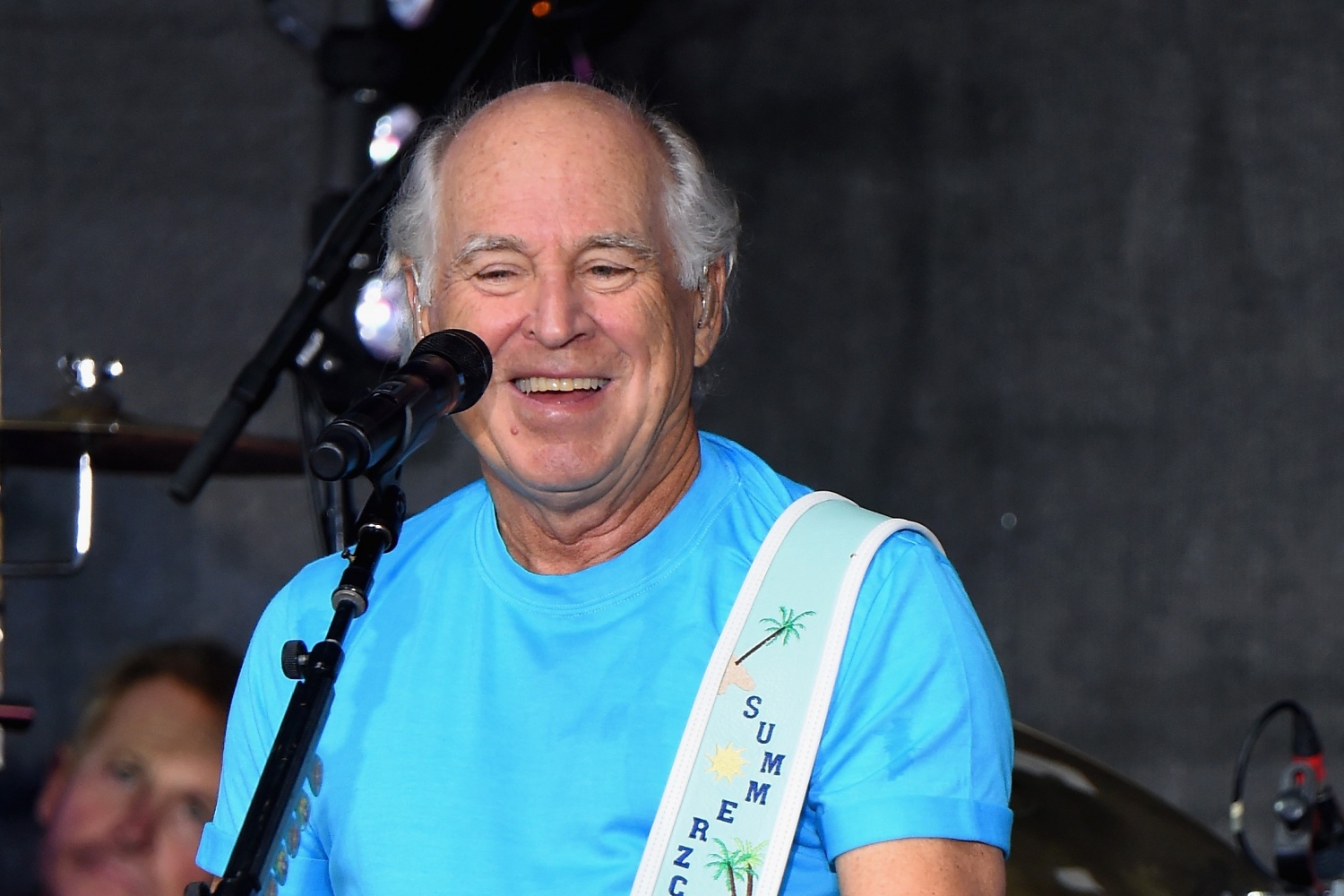 Jimmy Buffett's Cause of Death Is F----- Up, Howard Stern Mourns After Singer's Death