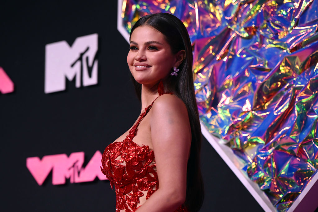 Selena Gomez's New Song 'Single Soon' DISAPPEARS From Spotify, Apple Music: What's Going On?