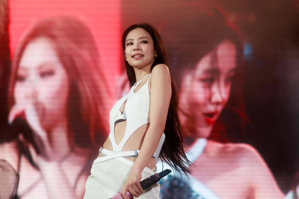 BLACKPINK Jennie Announces New Solo Single 'You & Me': KPOP Star Renewing Her Contract?