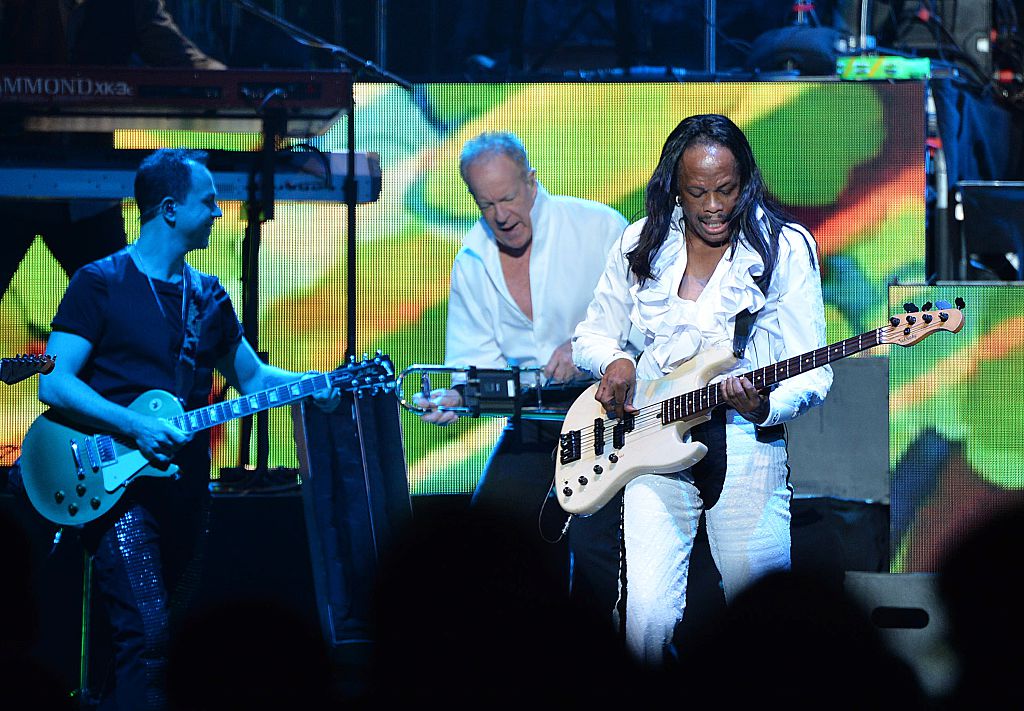 https://www.gettyimages.com/detail/news-photo/james-pankow-and-verdine-white-perform-during-the-heart-and-news-photo/522404808?adppopup=true