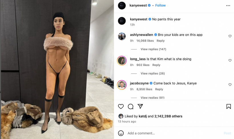 Kanye West Poses Bianca Censori without pants.
