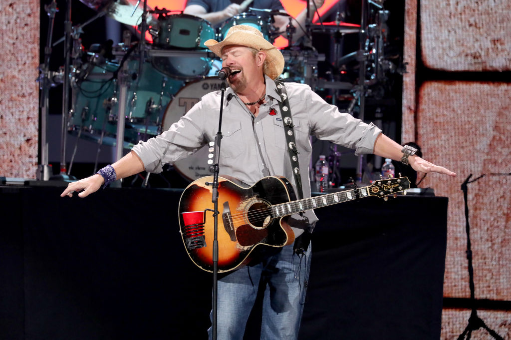 Toby Keith's Final Instagram Post Shows Country Star's Positivity Amid Stomach Cancer Battle