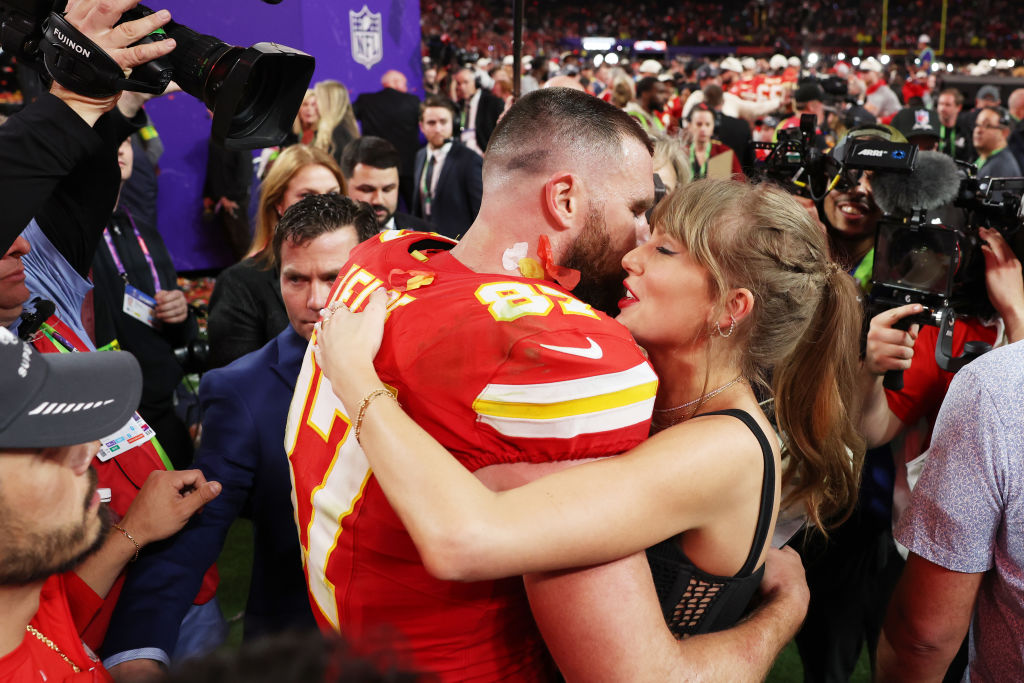 Taylor Swift feels ‘very safe’ with Travis Kelce even without proposal, stage debut ‘better’ than meeting family: Expert