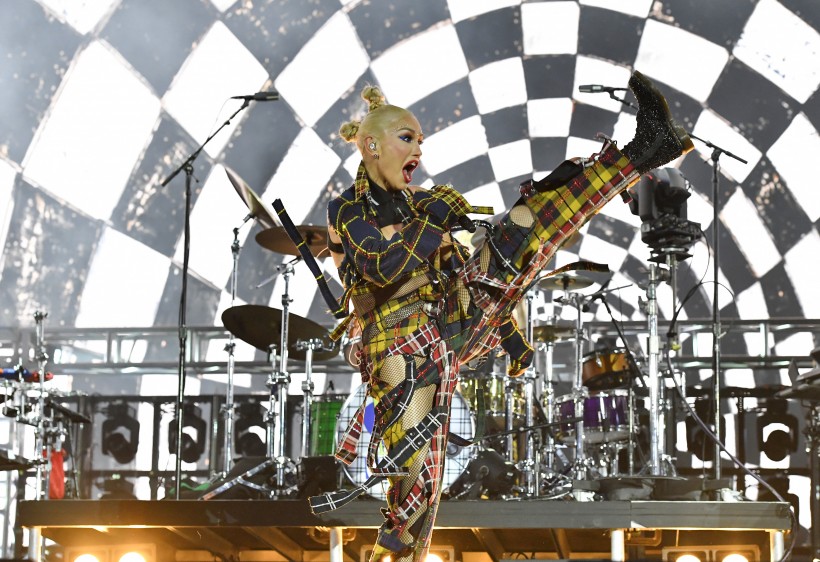 Gwen Stefani triumphs with No Doubt at Coachella 2024.