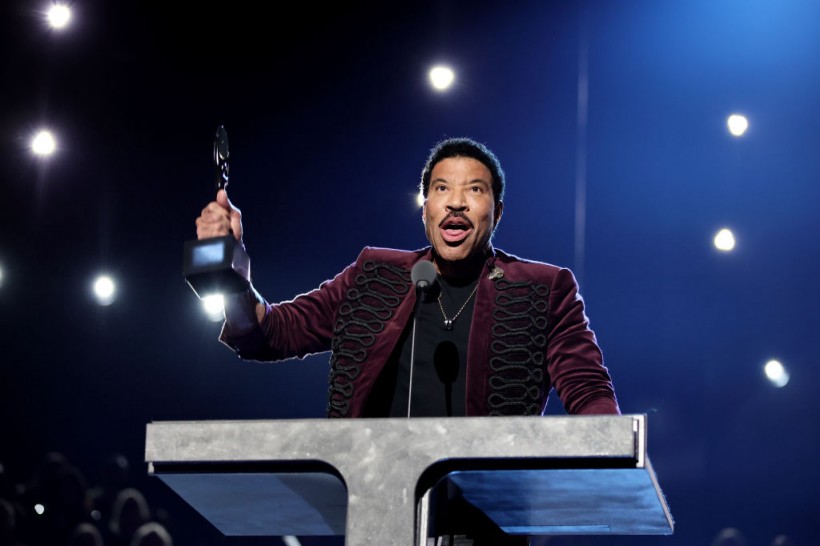 Inductee Lionel Richie speaks onstage during the 2022 Rock & Roll Hall of Fame induction ceremony in Los Angeles.
