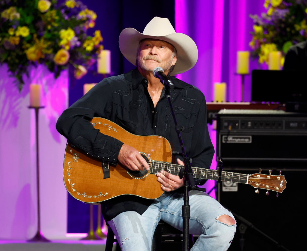 Alan Jackson’s disability update: Musician determined to continue final tour amid health battle