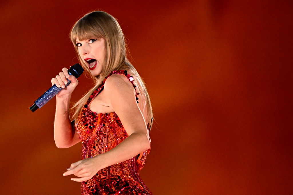 Taylor Swift fans criticized for ‘damaging’ tour outfits: ‘Can’t be ignored’