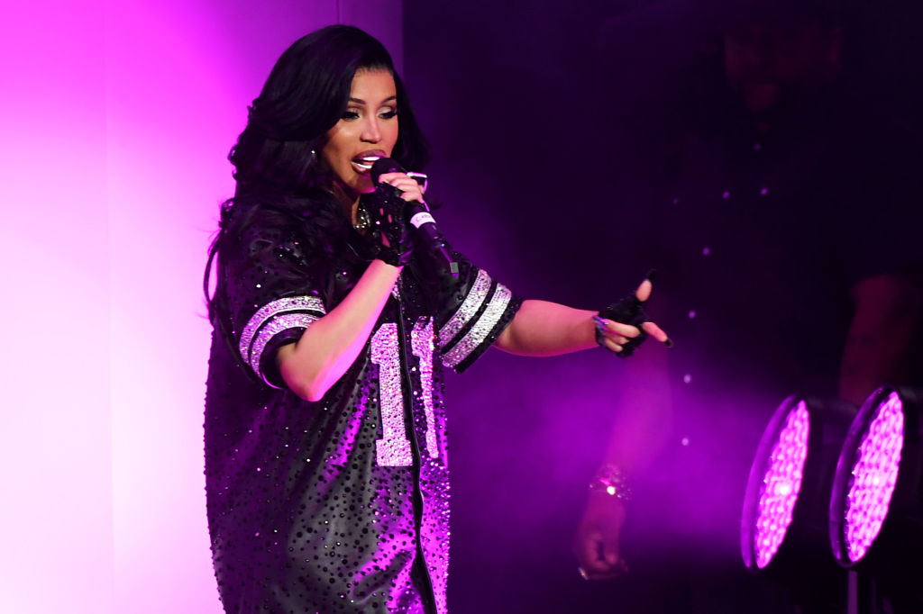 Cardi B Calls Out Production Staff During Performance at BETExperience Due to Technical Issues