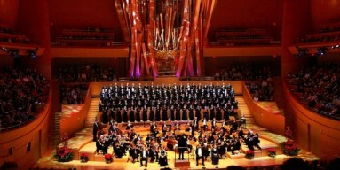 Los Angeles Master Chorale Celebrates 50th Anniversary with Bach's 'B Minor Mass' at Disney Hall