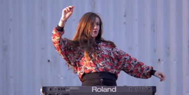 Jessy Lanza Performing in "You Never Show Your Love" Video