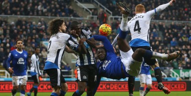 Romelu Lukaku of Everton attempts an over head kick during the Barclays Premier League match between Newcastle and Everton at St James Park on December 26, 2015 in Newcastle, England. 