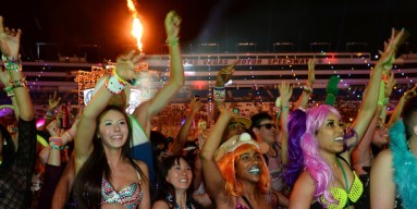 Girls to the Front: Fans at EDC