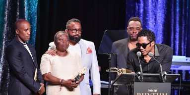  (L-R) Rapper Ali Shaheed Muhammad of A Tribe Called Quest, Cheryl Boyce-Taylor, mother of the late rapper Phife Dawg, DJ Rasta Root, rappers Jarobi White and Q-Tip of A Tribe Called Quest accept the ASCAP Golden Note Award during the 2016 ASCAP Rhythm & 