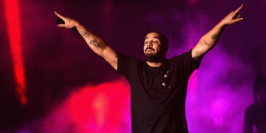 Drake performs onstage at the 2016 iHeartRadio Music Festival 