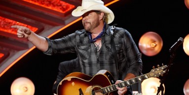 Toby Keith performs during the 2016 American Country Countdown Awards at The Forum on May 1, 2016