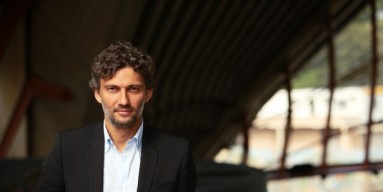 'The Hottest Tenor in the World' Jonas Kaufmann Heads to Australia, Hopes Will Bring Opera to a 'New Audience'