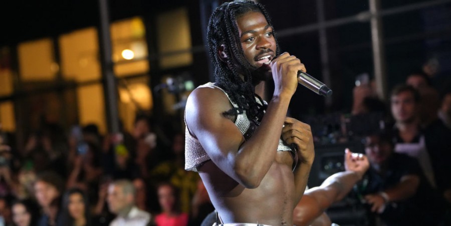 Lil Nas X ‘Accidentally’ Fell In Love With A Protester At His Concert After Offering Them Pizza: ‘This Is Really Good Promo!’ 
