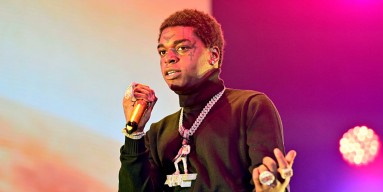 Kodak Black Claps Back At 21 Savage's Claims He Can 'Smoke' Batchmates: 'You Ain't Ready To Stand Up In That Fire' 