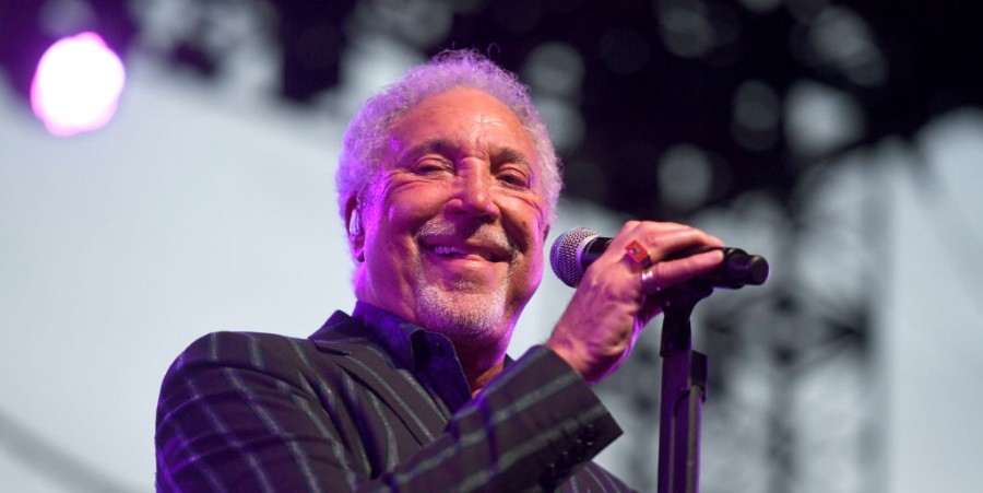 Tom Jones' Health Status Revealed After Undergoing Crucial Surgery
