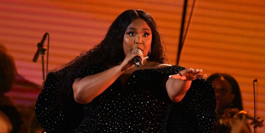 Lizzo Dominates R&B Chart with Cover of Stevie Wonder's 'Someday at Christmas' [Listen]